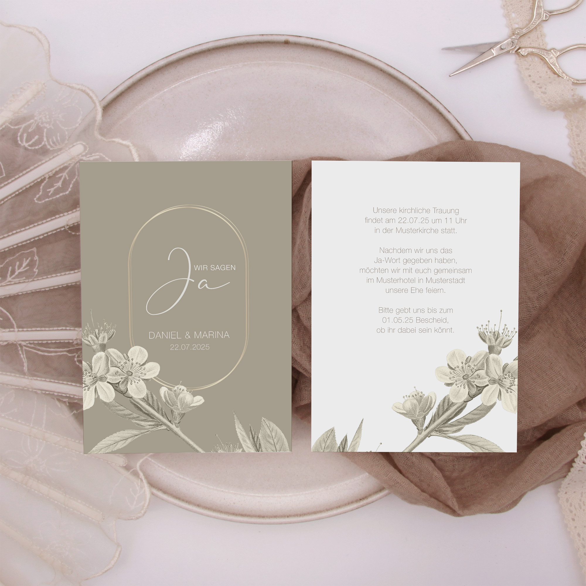 Postkarte DIN A6 im Hochformat - Floral "Classic Flora"