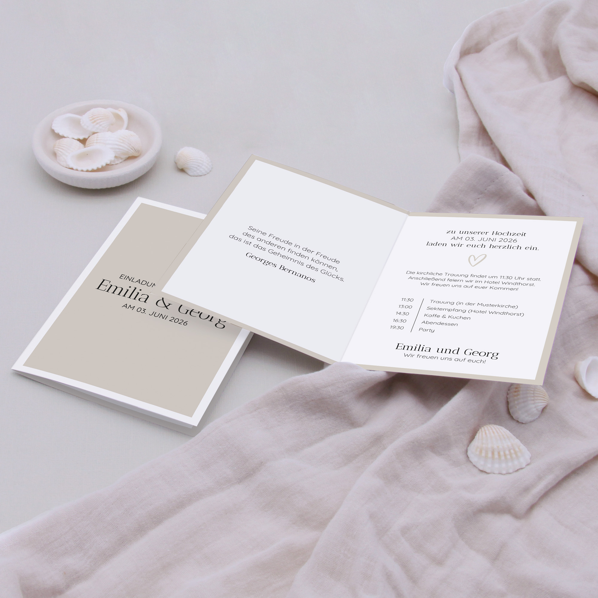 Klappkarte DIN A6 im Hochformat - Minimalistisch "Latte Macchiato"