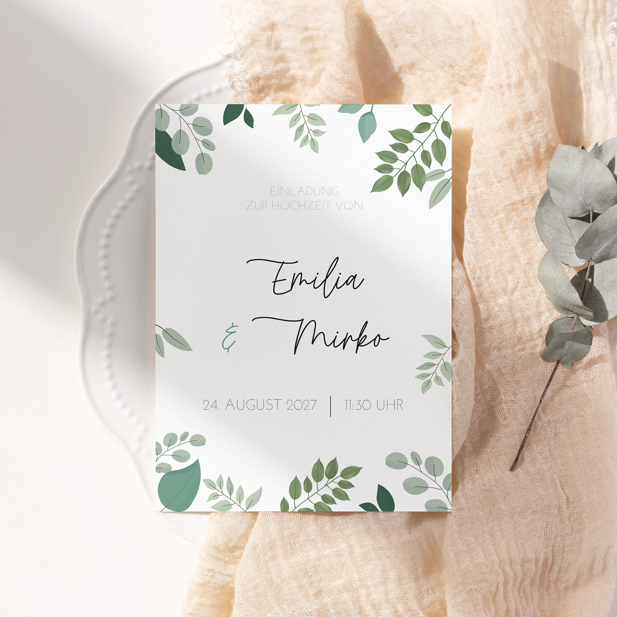 Postkarte DIN A6 im Hochformat - Greenery "Green & Simple"