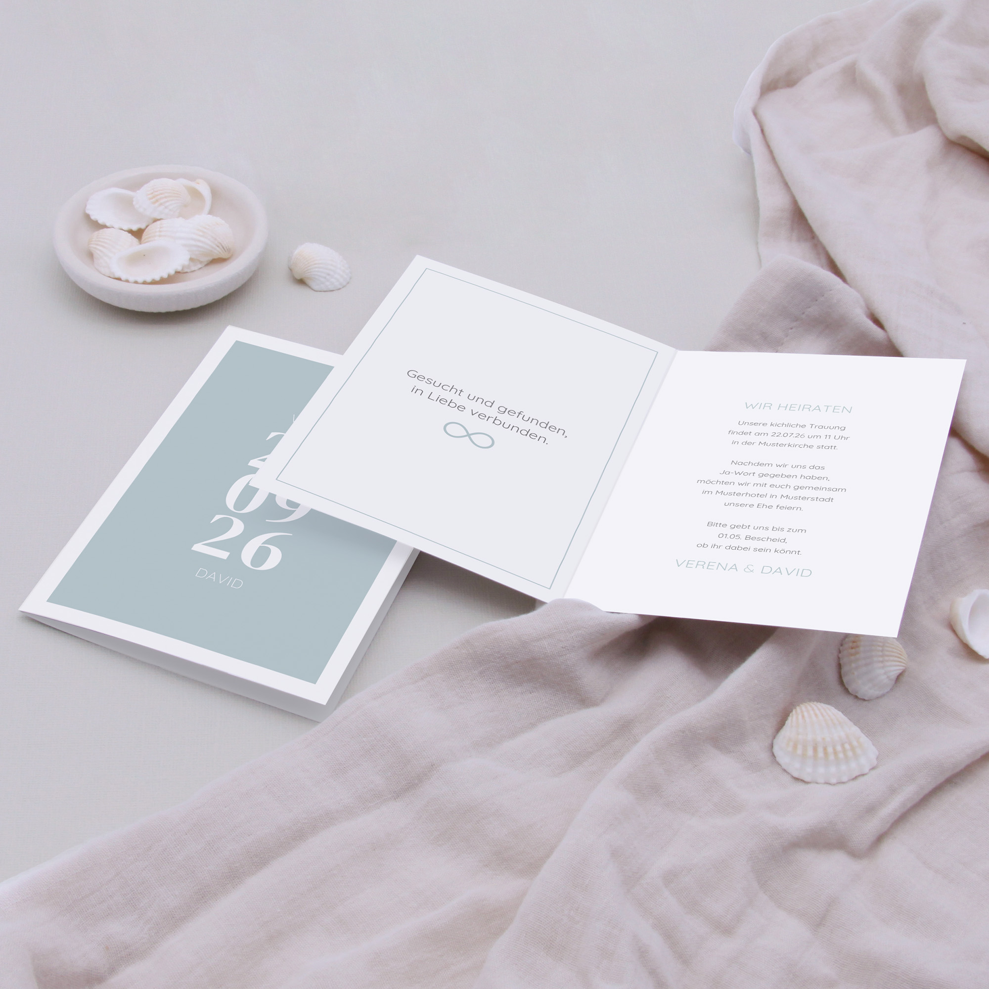 Klappkarte DIN A6 im Hochformat - Minimalistisch "Lisbon"