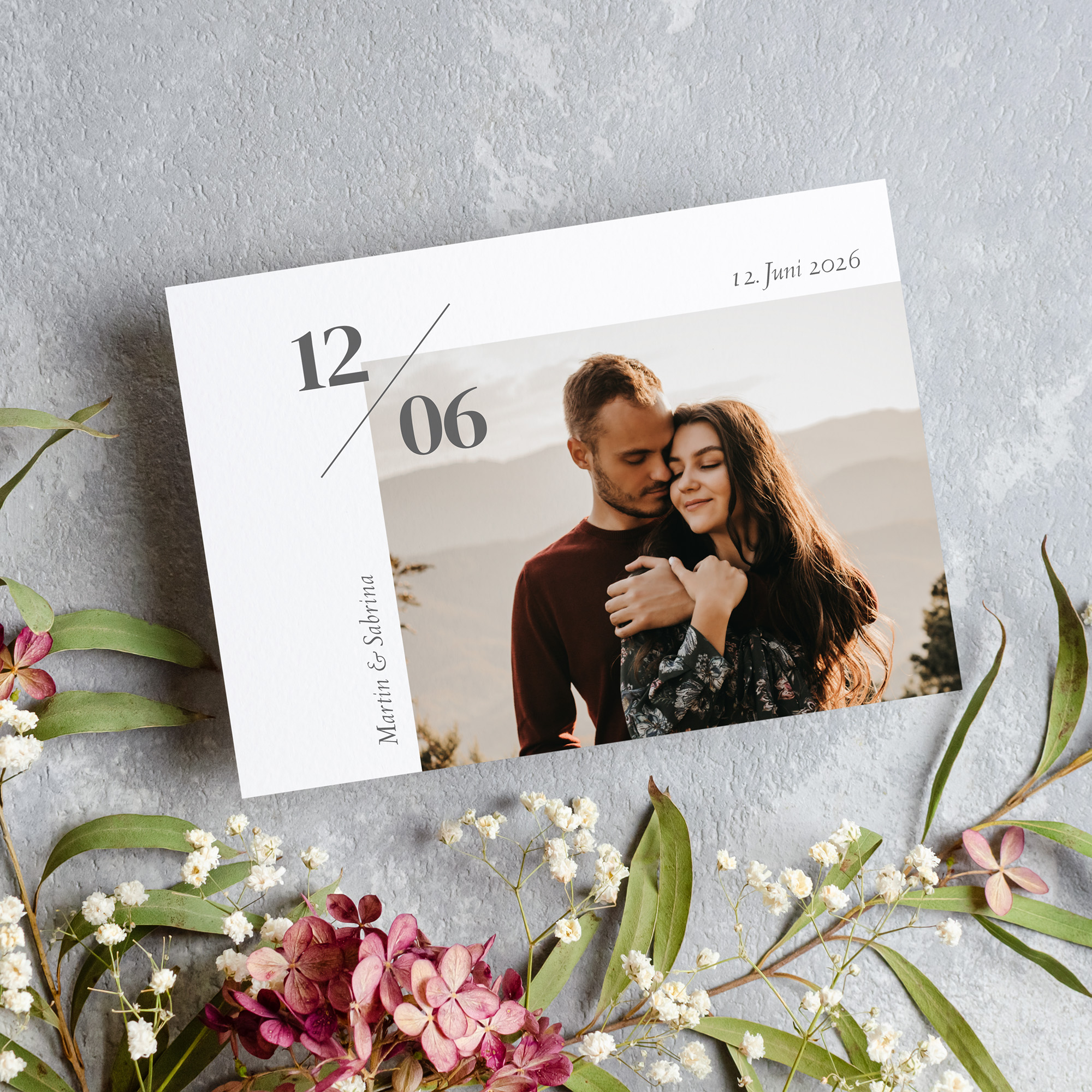 Postkarte DIN A6 im Querformat - Minimalistisch "Helsinki"