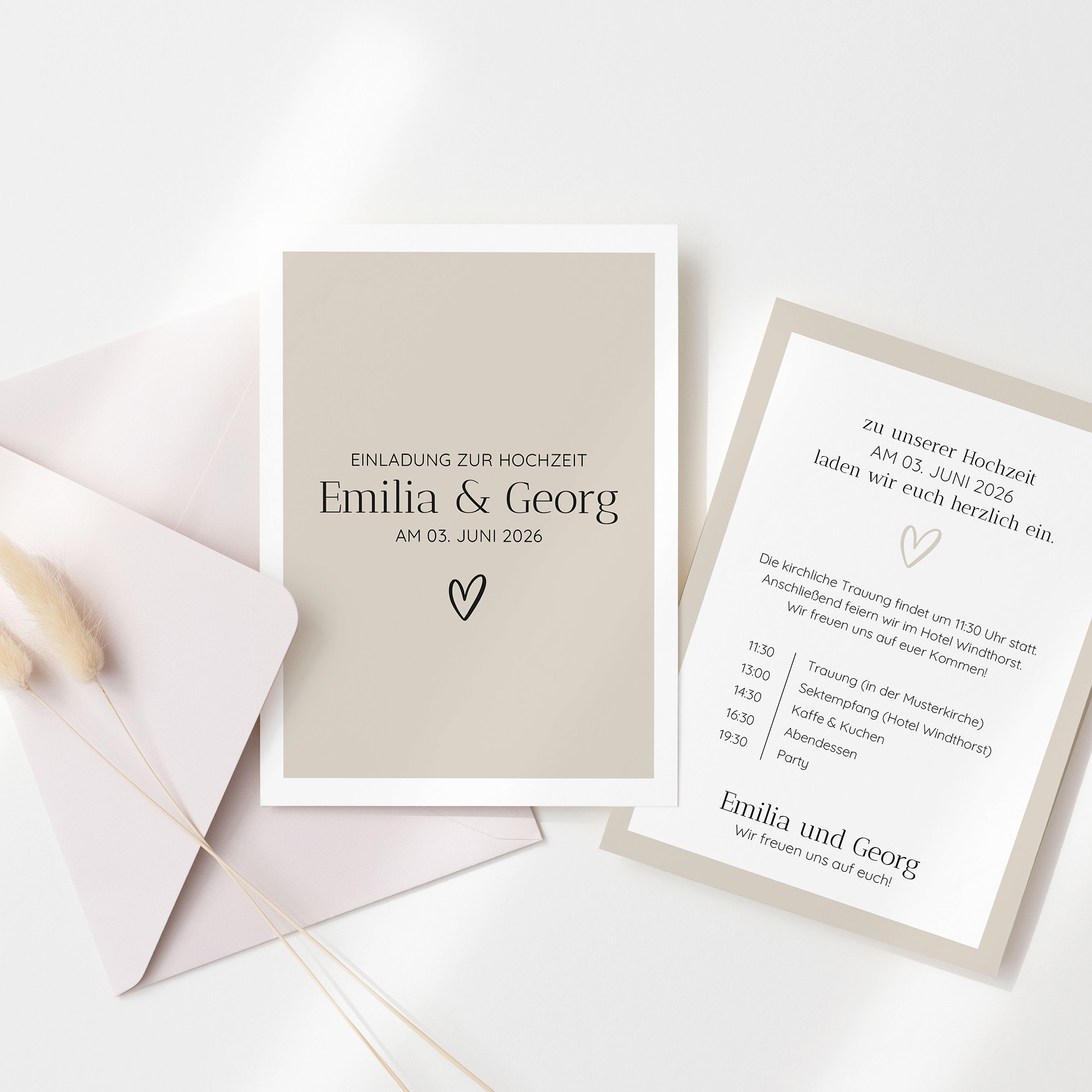 Postkarte DIN A6 im Hochformat - Minimalistisch "Latte Macchiato"