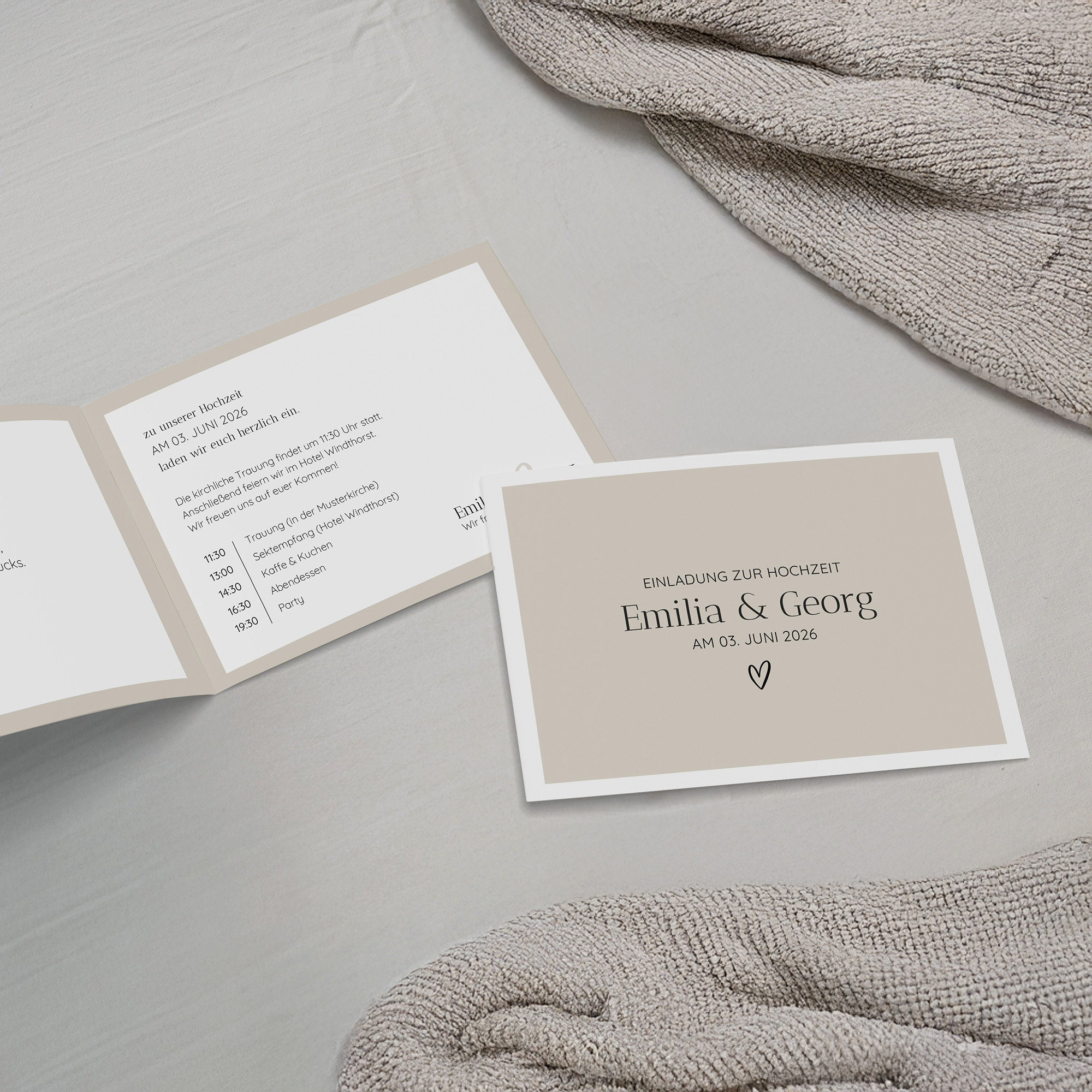 Klappkarte DIN A6 im Querformat - Minimalistisch "Latte Macchiato"