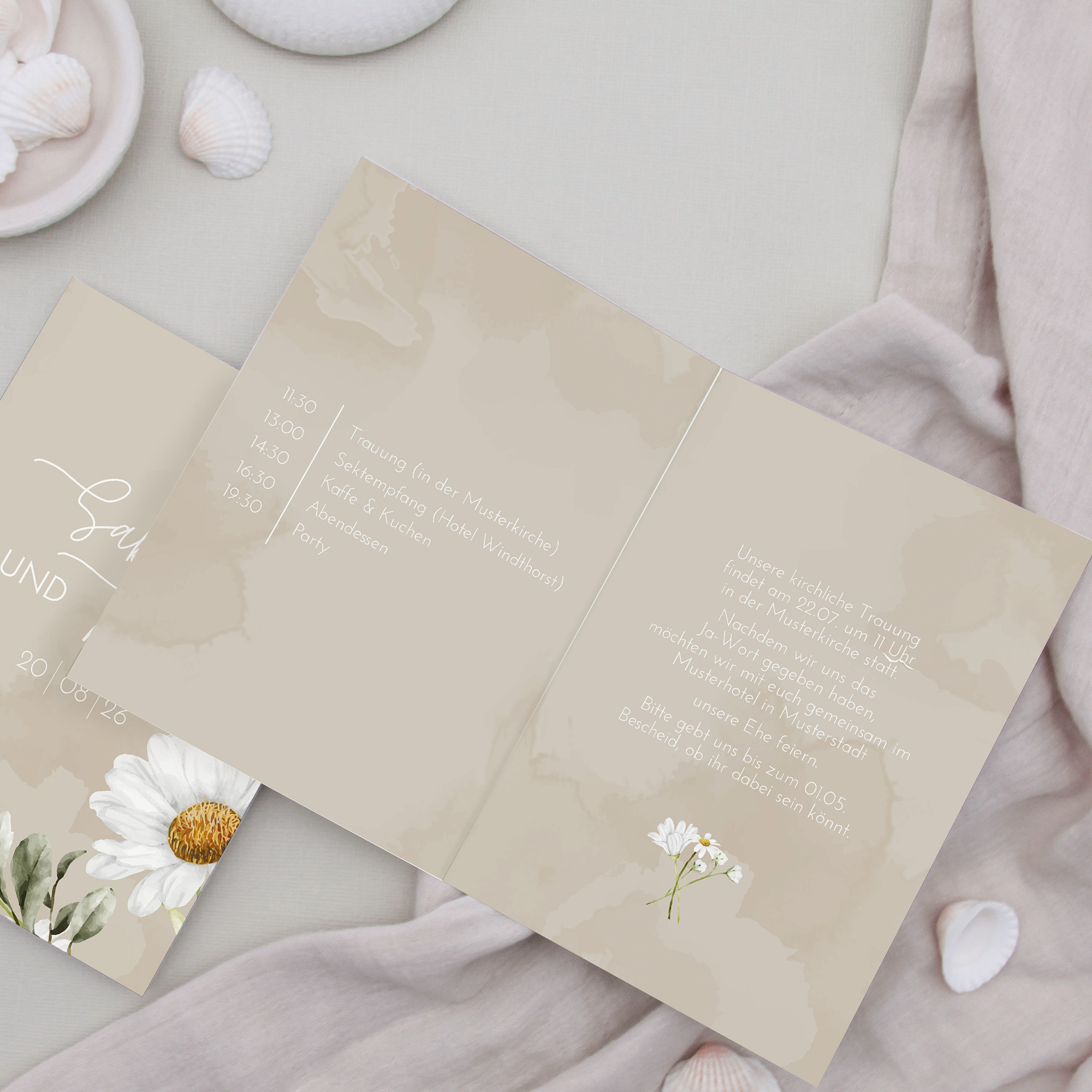 Klappkarte DIN A6 im Hochformat - Floral "Daisy Field"