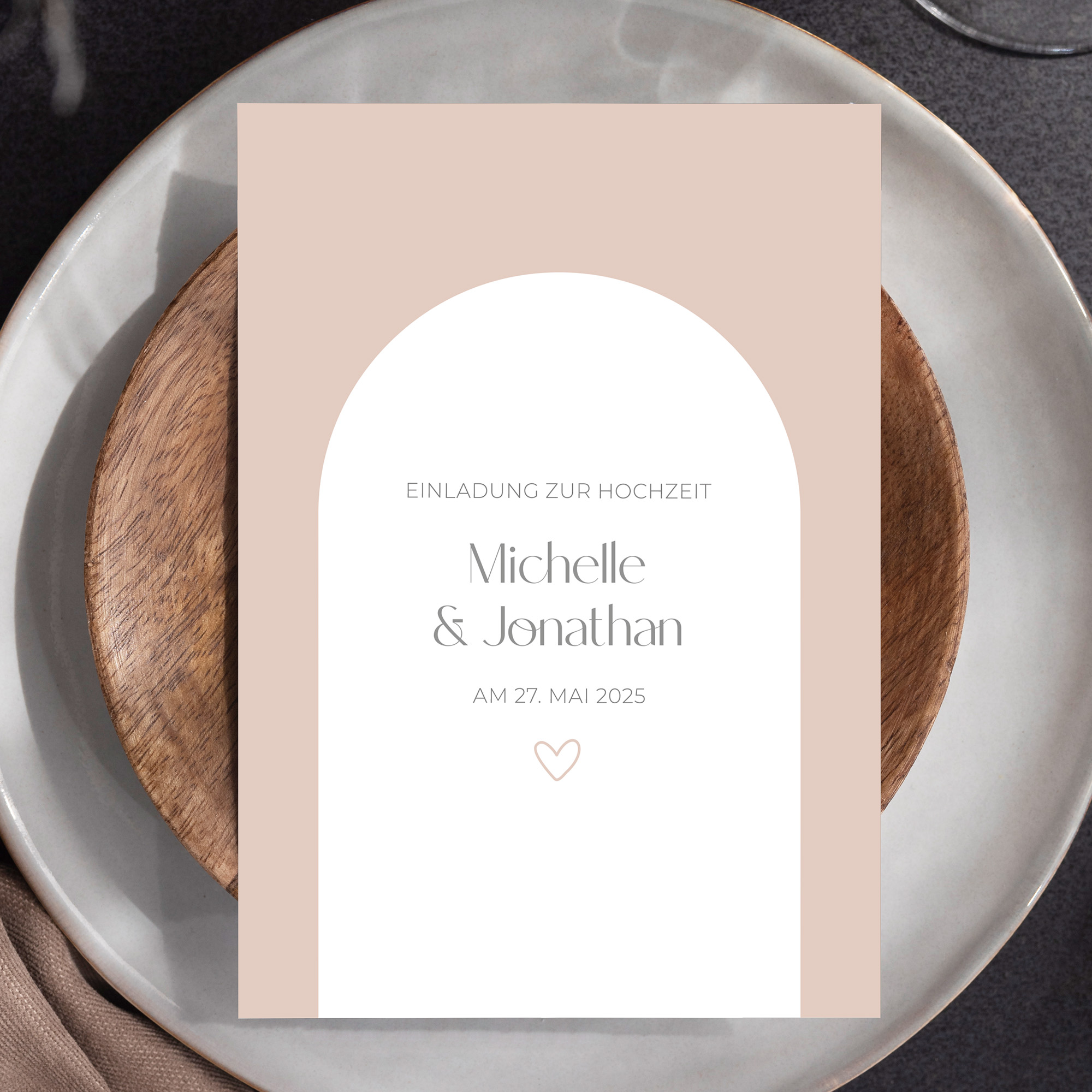 Postkarte DIN A6 im Hochformat - Minimalistisch "Lille"