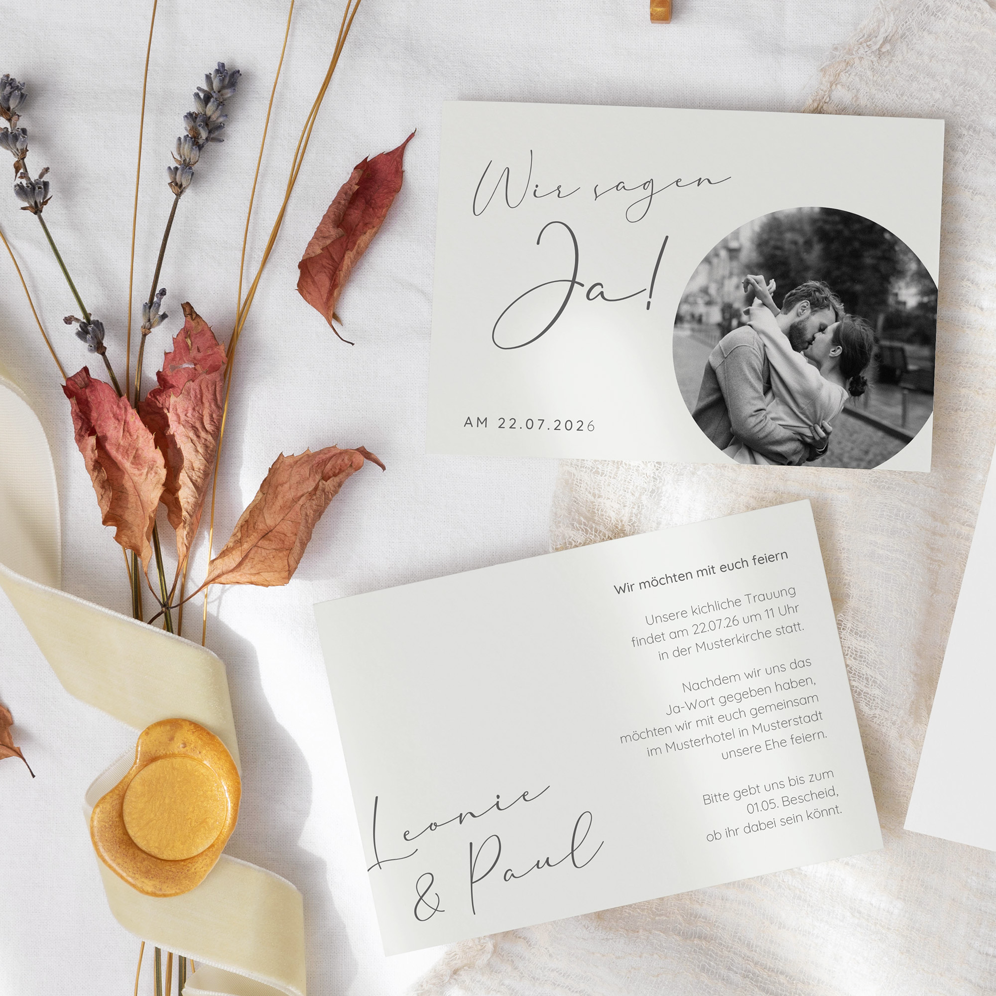 Postkarte DIN A6 im Querformat - Minimalistisch "Paris"