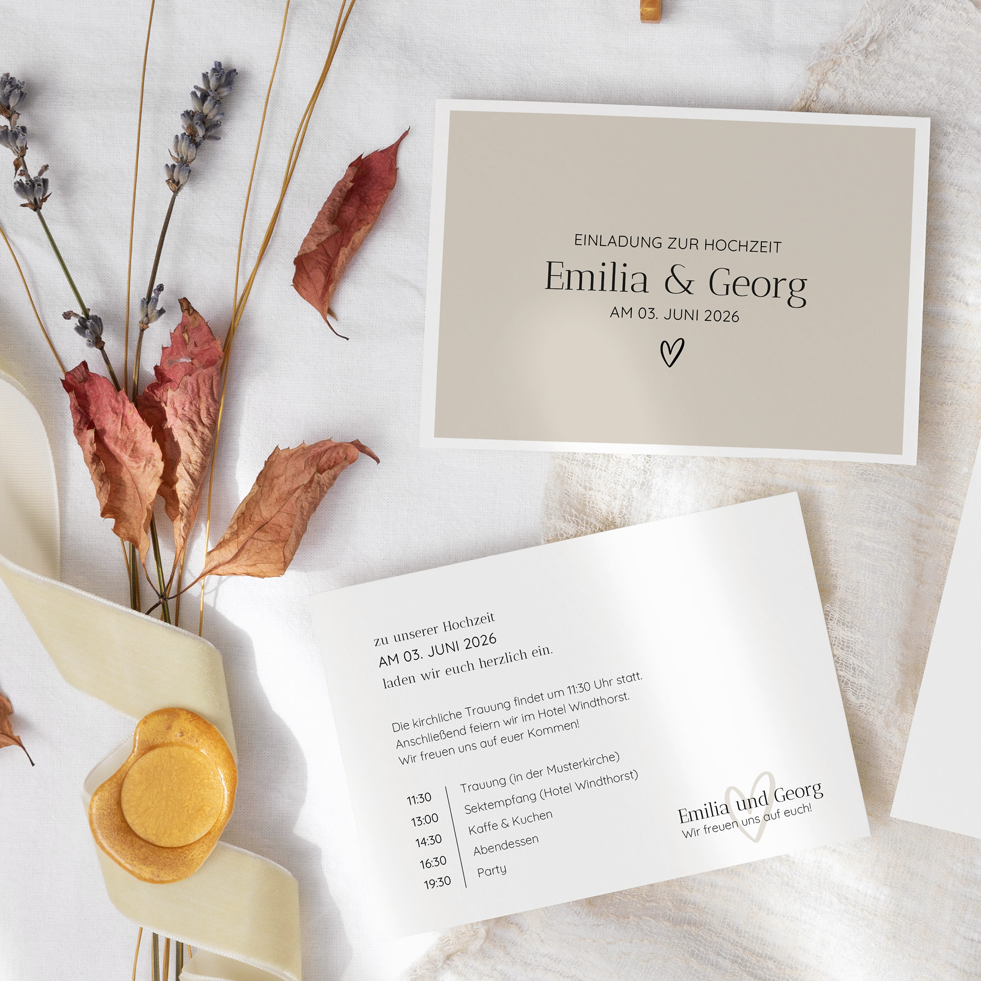 Postkarte DIN A6 im Querformat - Minimalistisch "Latte Macchiato"