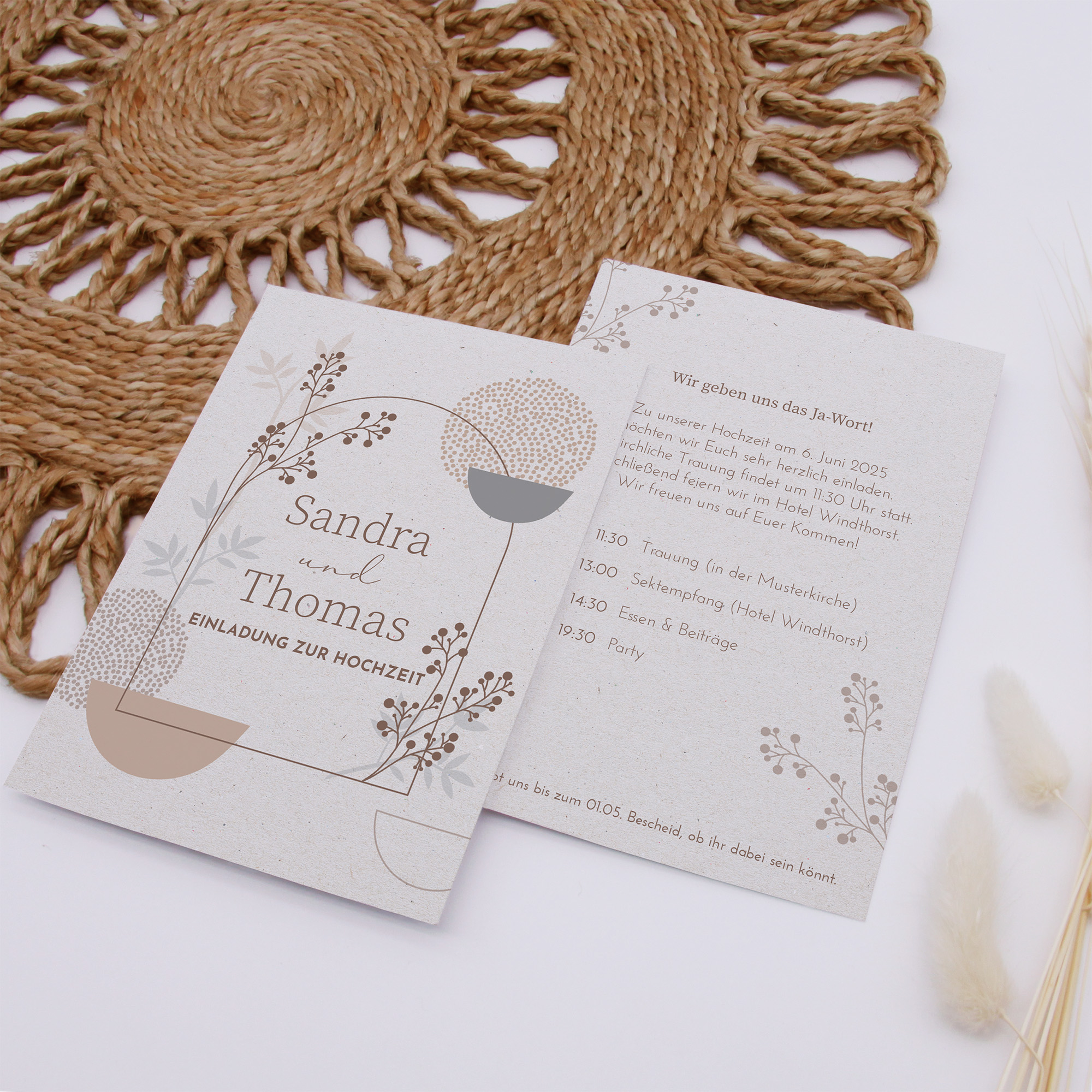 Postkarte DIN A6 im Hochformat - Boho "Stone Bloom"