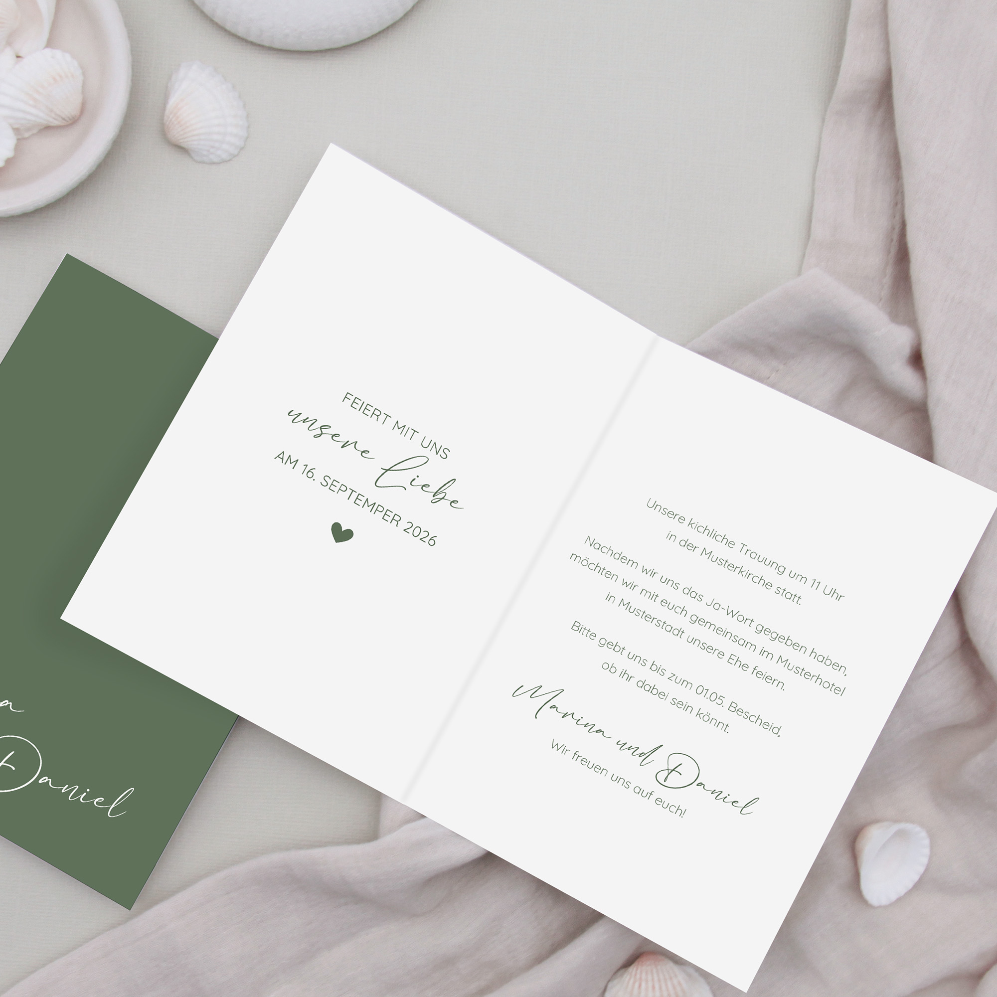 Klappkarte DIN A6 im Hochformat - Minimalistisch "Simply Green"