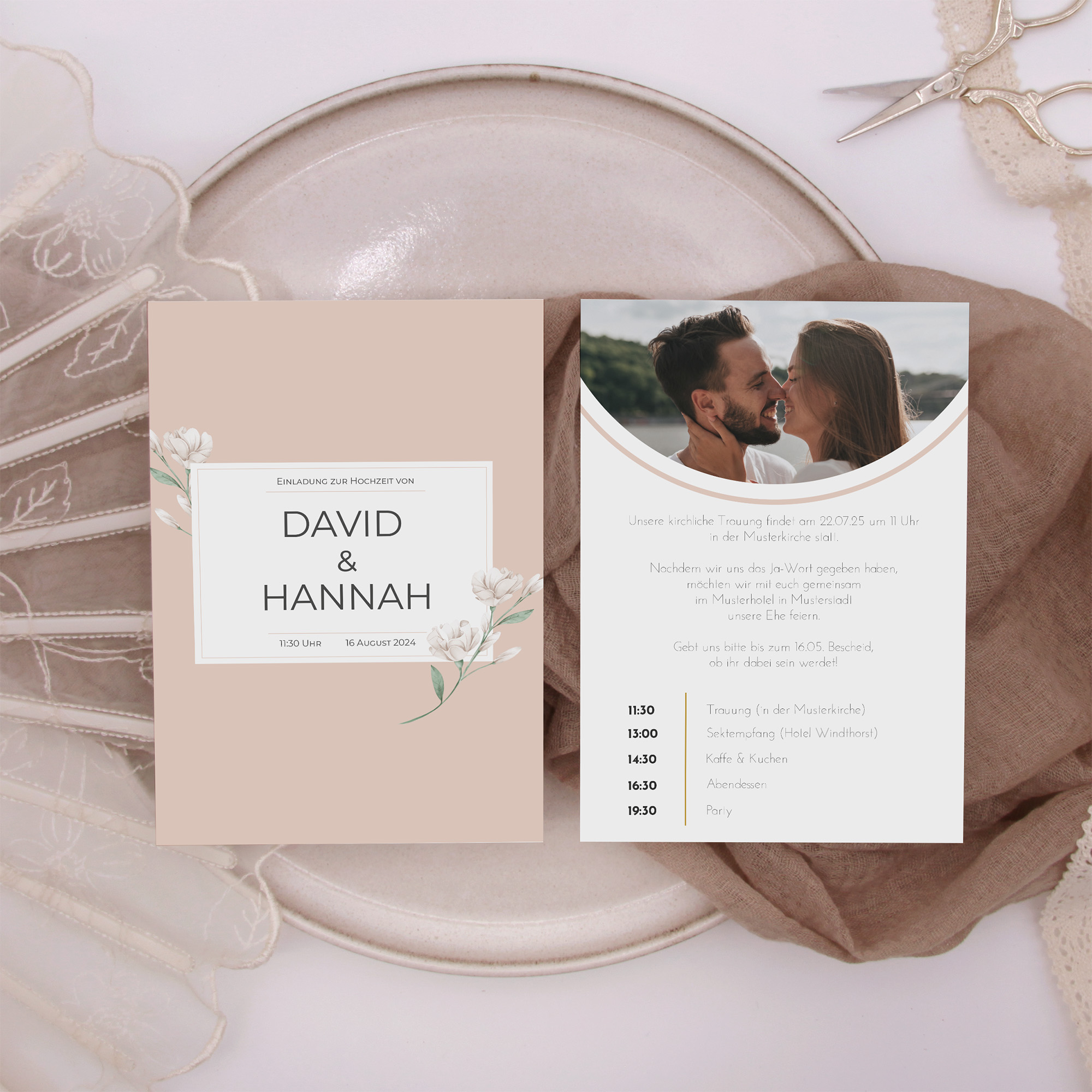 Postkarte DIN A6 im Hochformat - Floral "Neutral Florals"